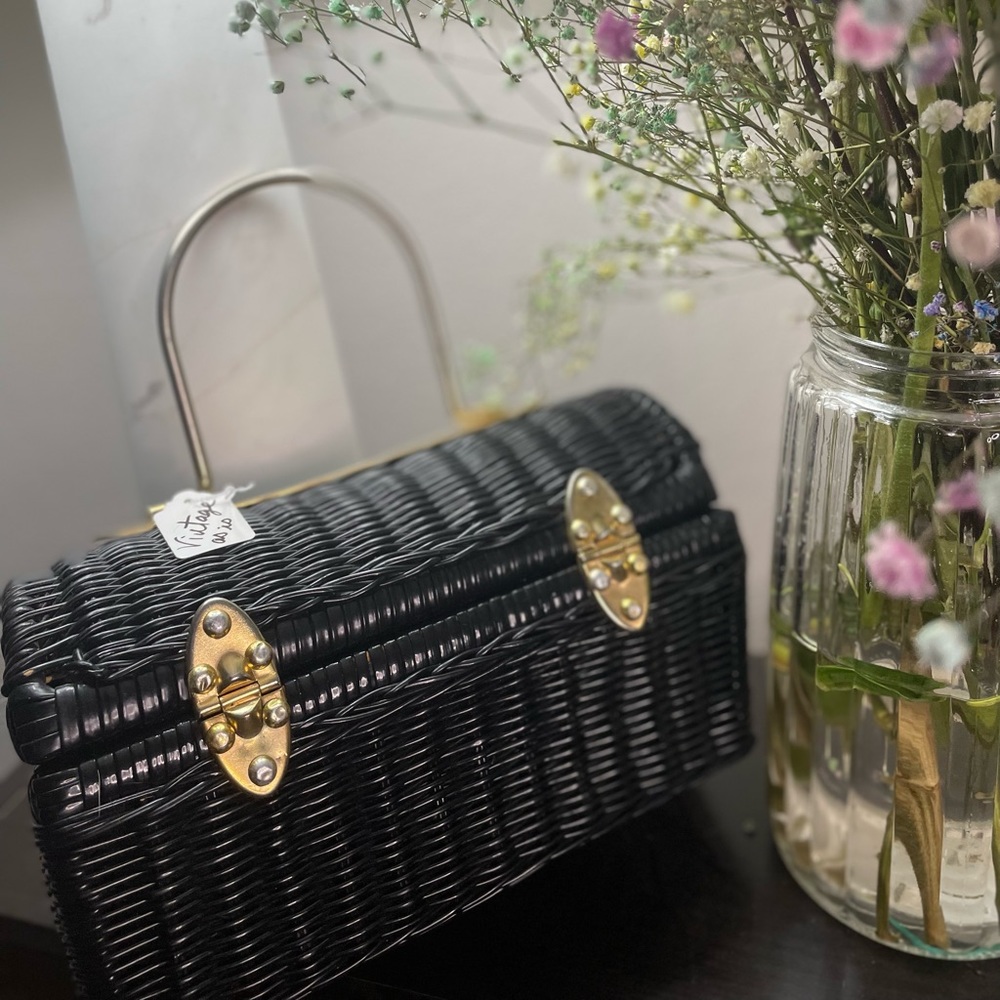 Vintage Basket Weave Purse - Picture 3 of 6